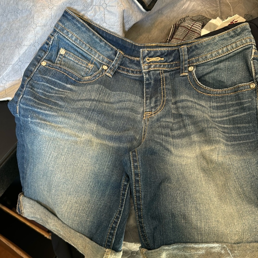 A.n.a. Jean shorts